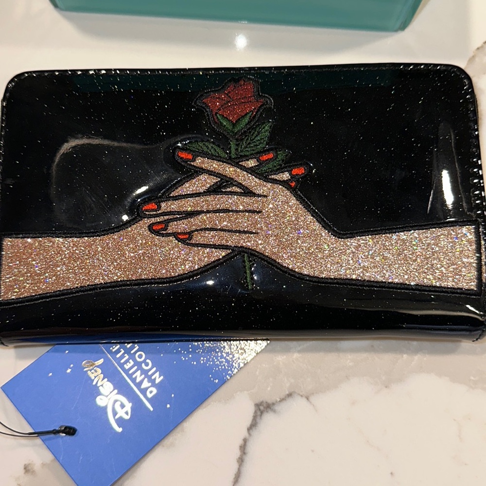 Danielle Nicole Sleep Beauty Wallet
